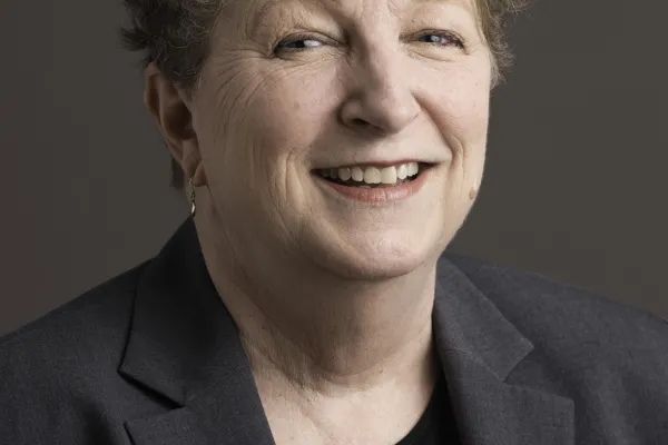 priscilla_maloney_5x7_1.jpg