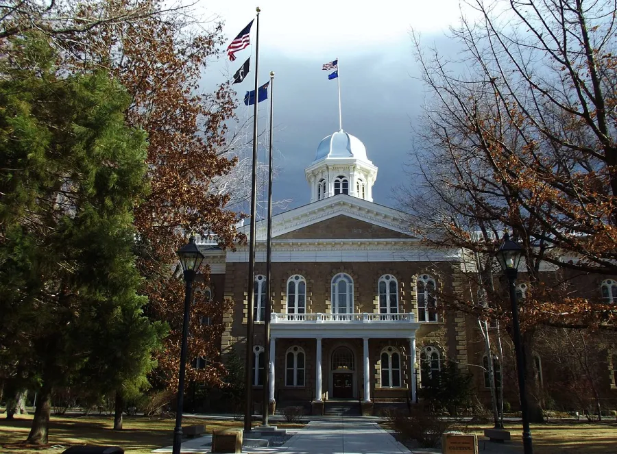 1200px-nevada_state_capitol.jpg