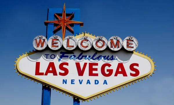 las-vegas-sign.jpg